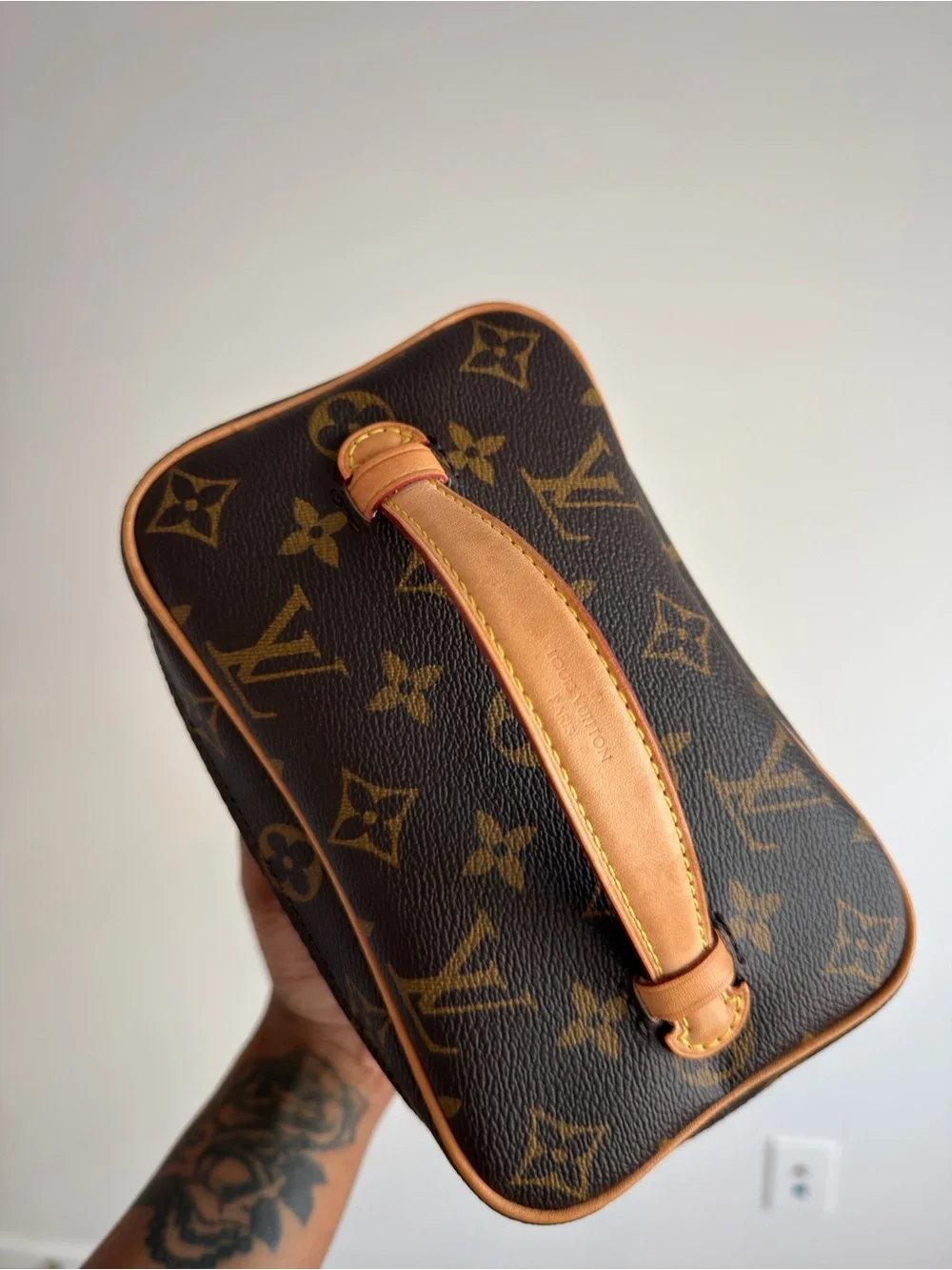 Louis Vuitton Nice Mini - Picture 4 of 7